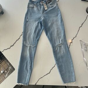 Express Women's Light Blue Ripped Skinny Jeans NWT